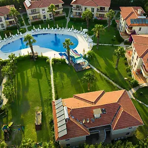 The One Club Otel
